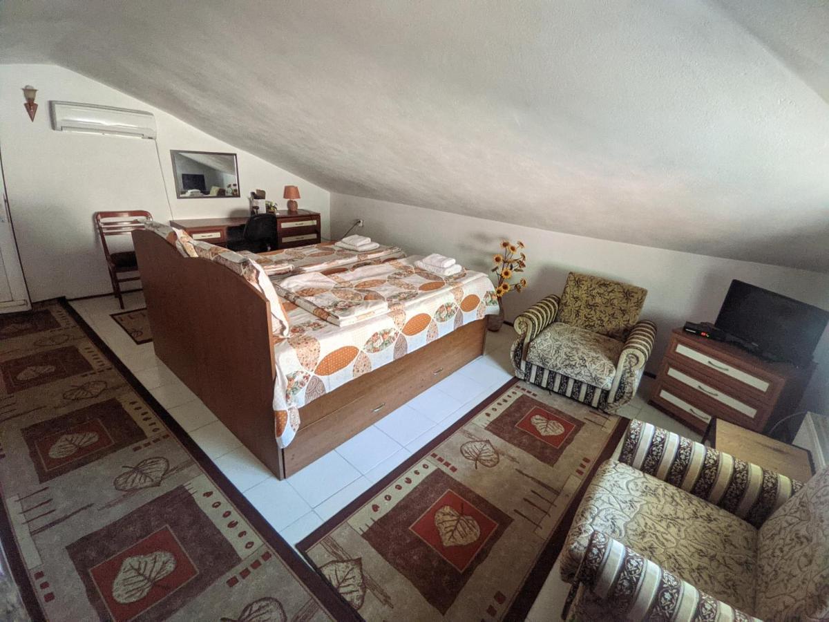 Guest House Perla Bachkovo Buitenkant foto