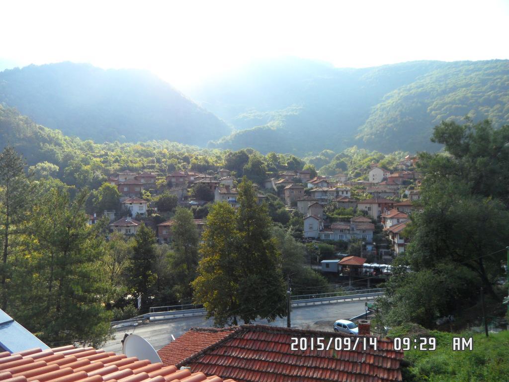 Guest House Perla Bachkovo Buitenkant foto