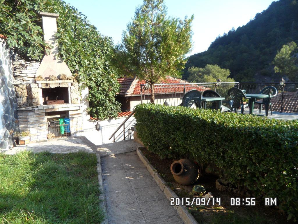 Guest House Perla Bachkovo Buitenkant foto