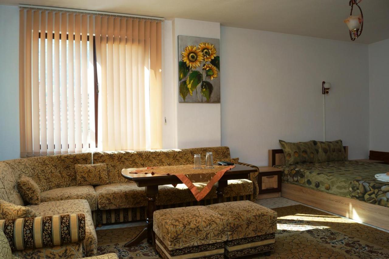 Guest House Perla Bachkovo Buitenkant foto