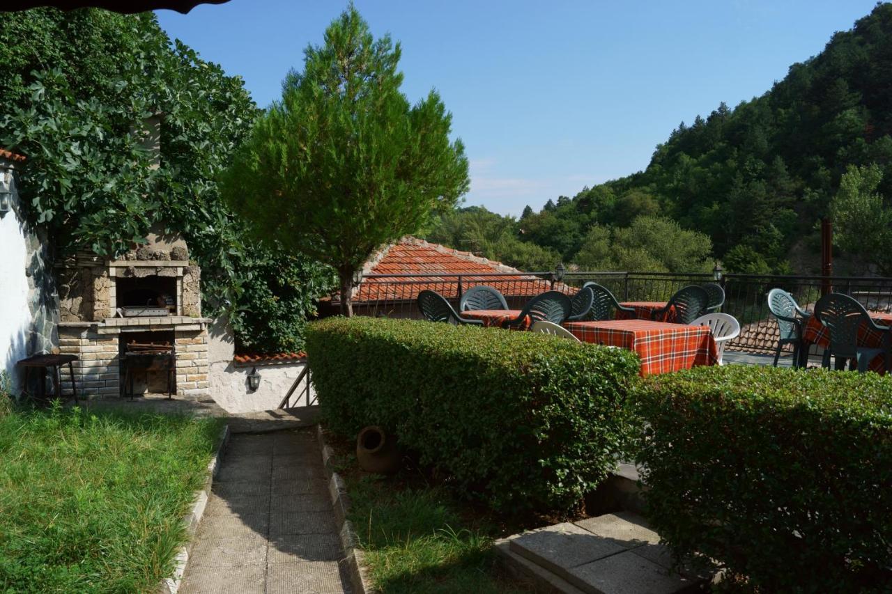 Guest House Perla Bachkovo Buitenkant foto