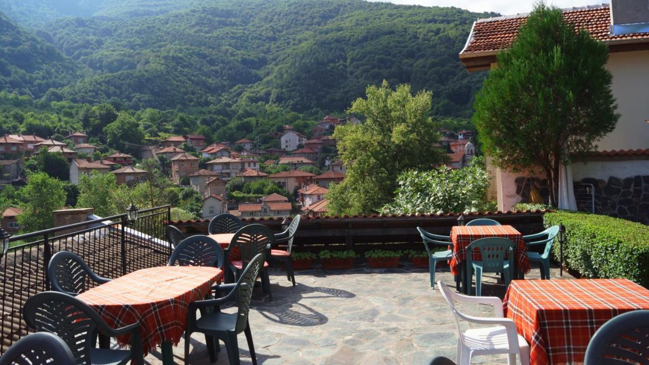 Guest House Perla Bachkovo Buitenkant foto