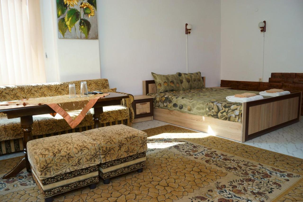 Guest House Perla Bachkovo Buitenkant foto